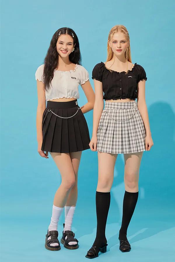 鱼尾裙配马丁靴加毛呢外套,鱼尾裙配马丁靴视频