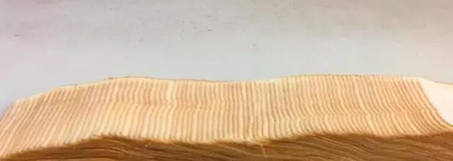 挑*刀战**工,一块面包切80片,中厨不说话拿出一截萝卜