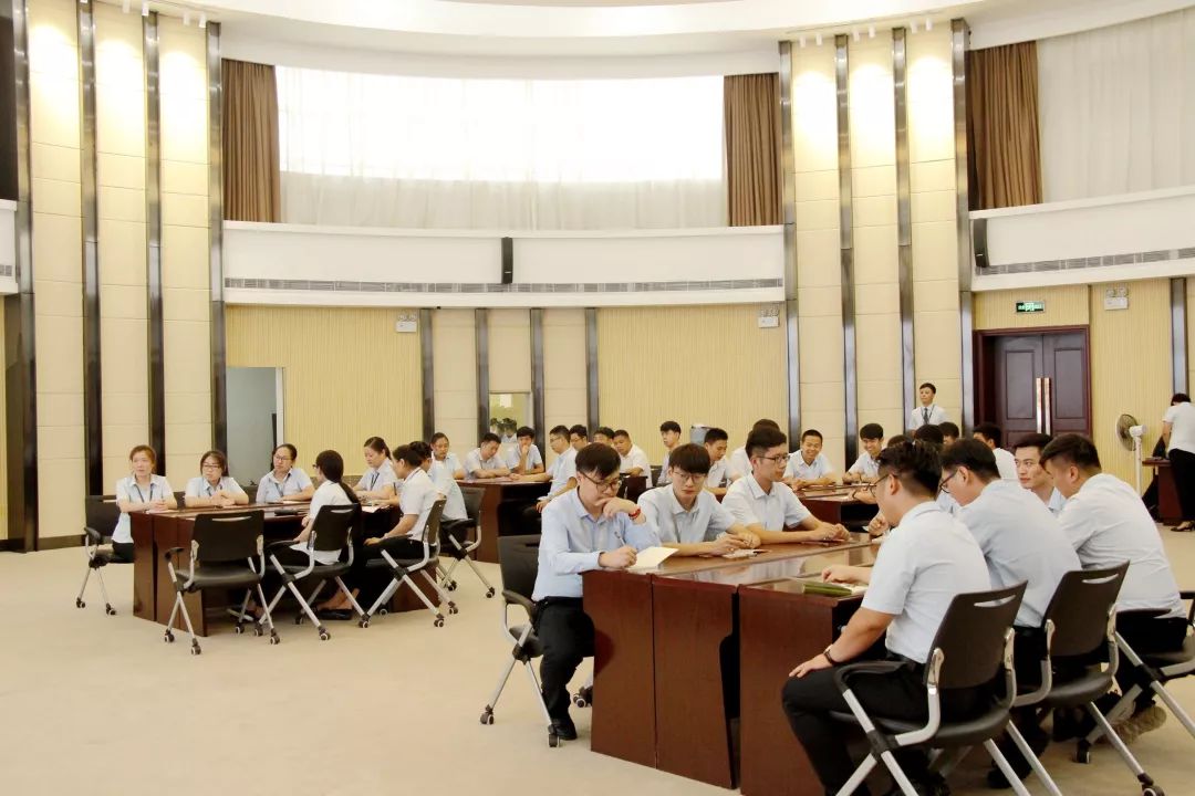 团队凝聚力筑梦未来,团队建设百舸争流