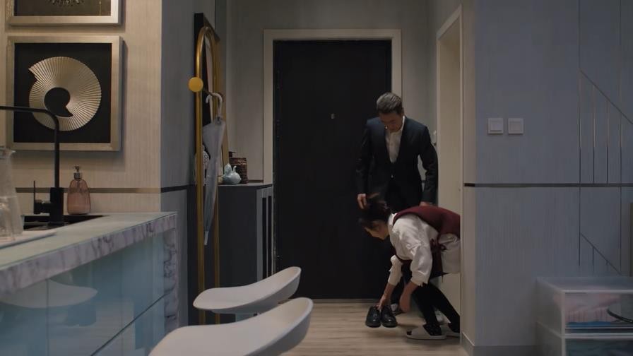 《理想之城》人物之一生注定卑微的吴红玫