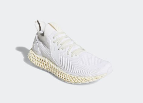 又一黑科技诞生，颠覆世界的ALPHAEDGE4D跑步鞋