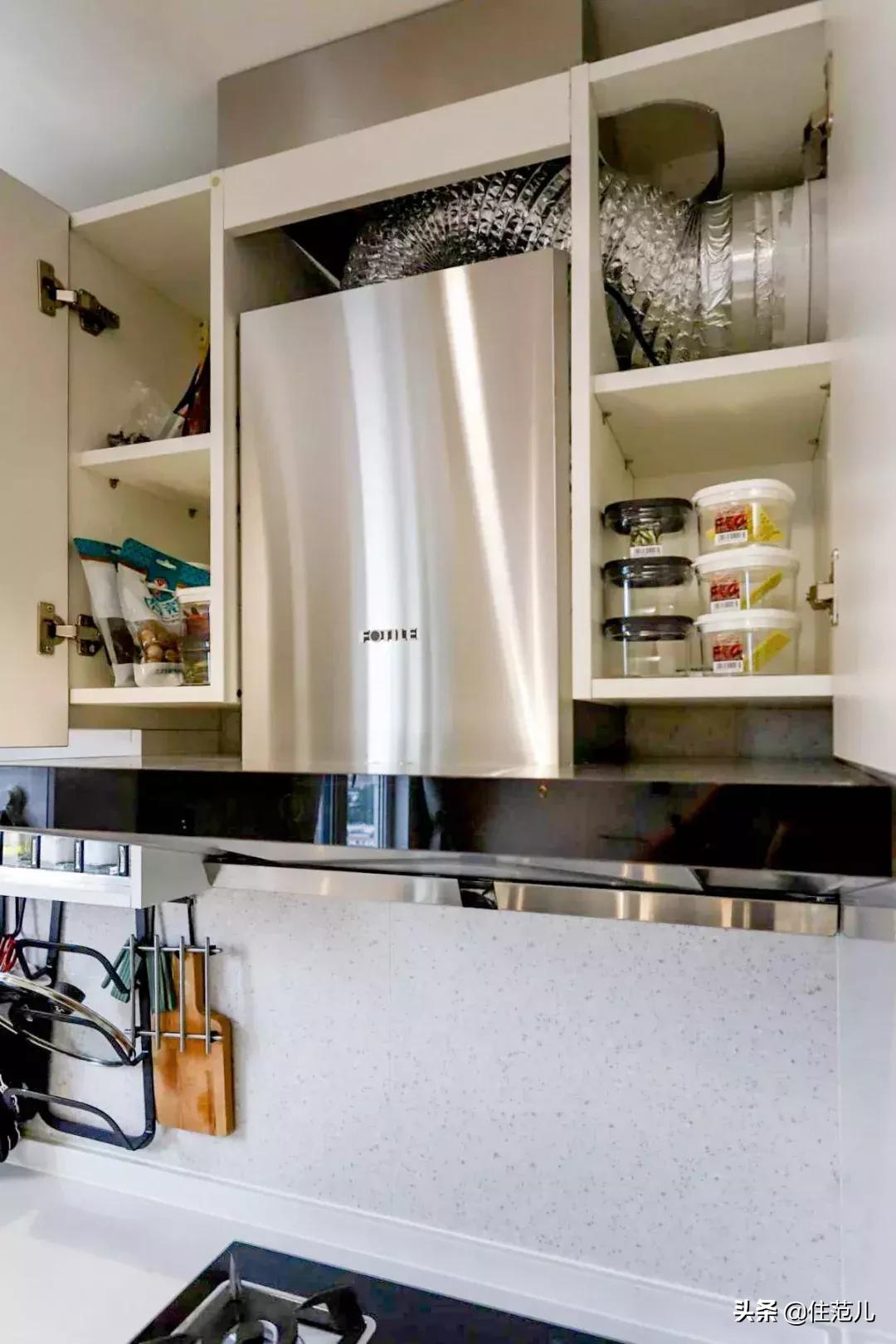 50㎡小户型,烘焙爱好、钢琴、书柜都放得下,住得比大户型还舒服