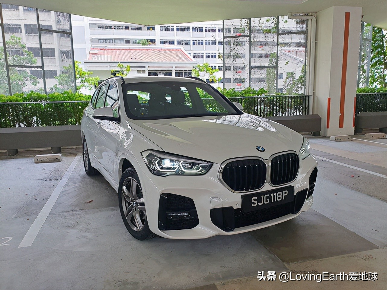 宝马x12012款sdrive18i豪华型,2019款宝马x1sdrive20li测评