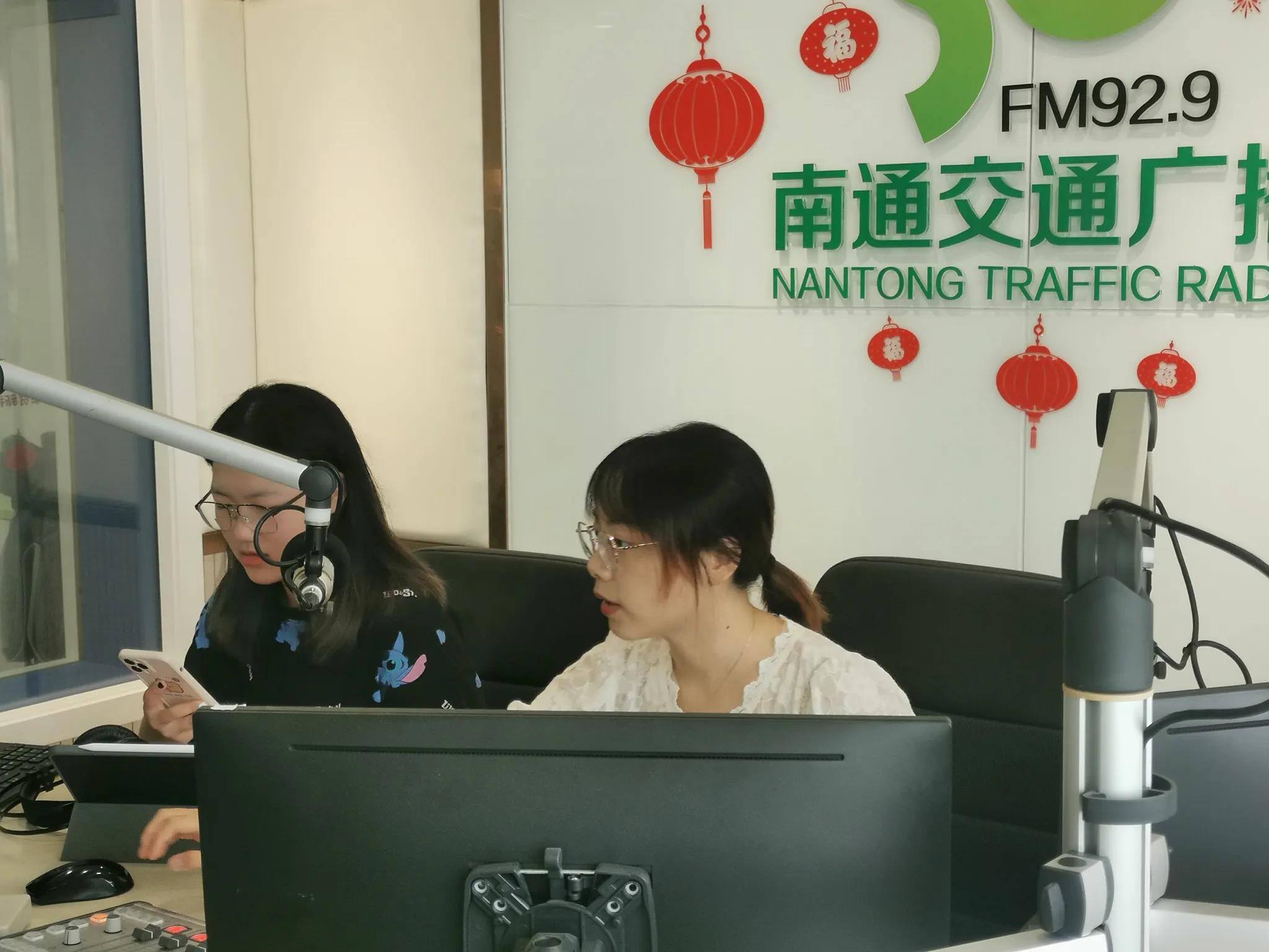 通大学子三下乡：南通市电视台社会实践活动