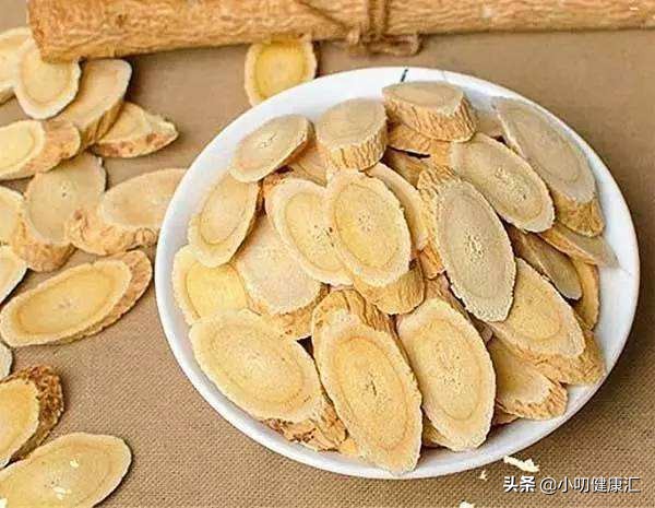 黄芪能治心慌心悸吗,气短黄芪泡水喝行吗