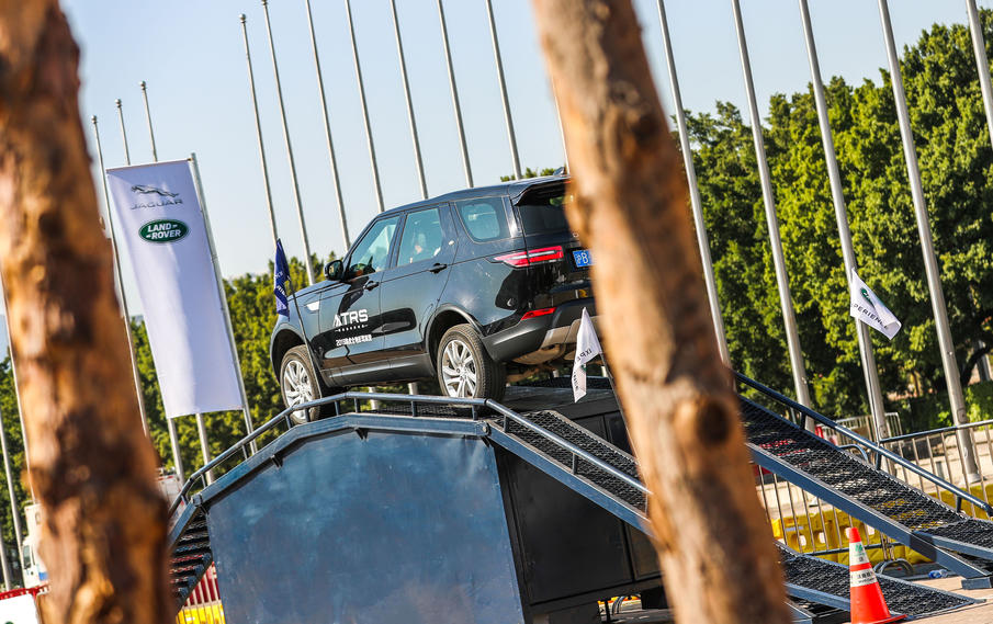 路虎发现神行2018款240psse版,路虎发现运动版沉浸式体验