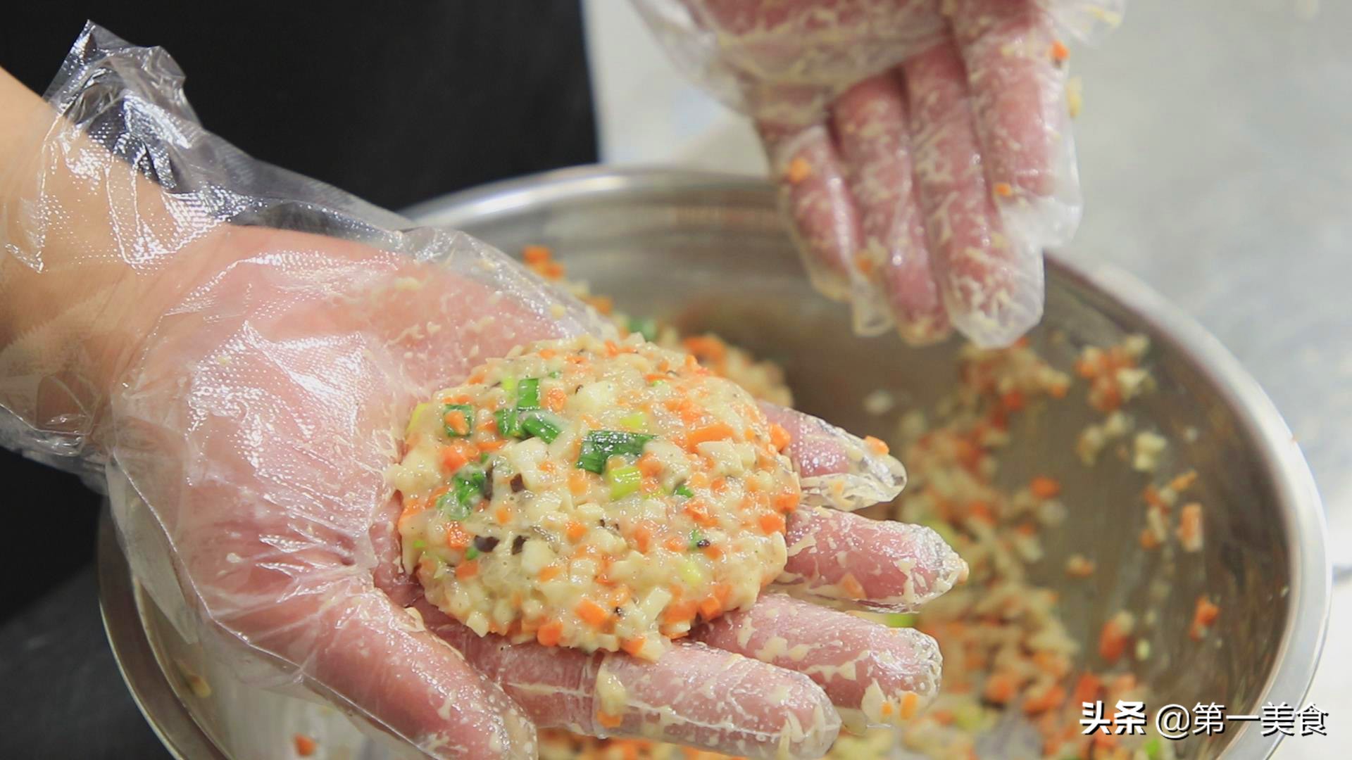 又酥又脆煎饼的家常做法,大厨做煎饼果子的配方教程