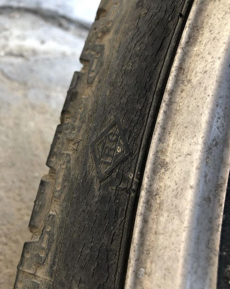 收了一台旧摩托车,收一台铃木dl250