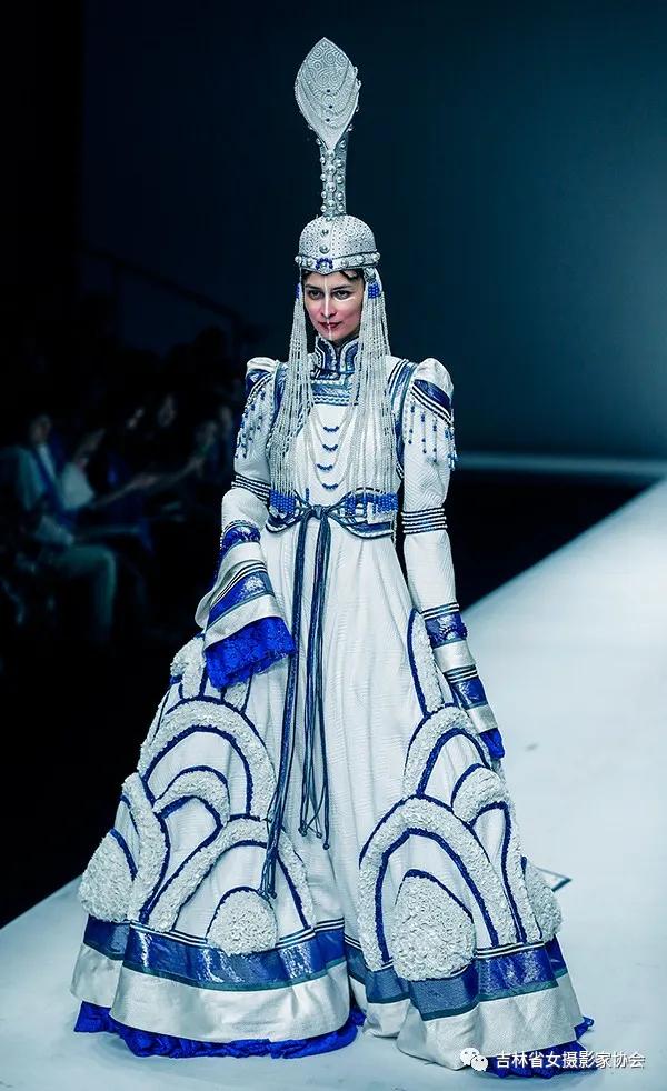 蒙古族服饰第四批非物质文化遗产,蒙古服饰非遗现状