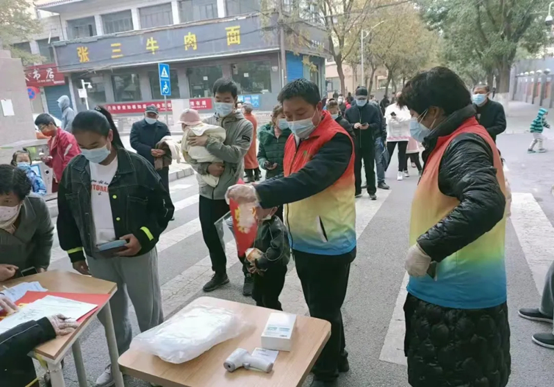 齐心战疫守护群众生命健康防线,守护居民抗击疫情