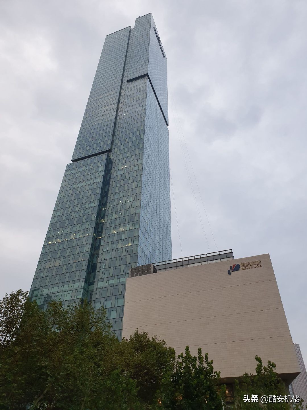 opporenoace4800万有啥优势,opporenoace真的值得入手吗