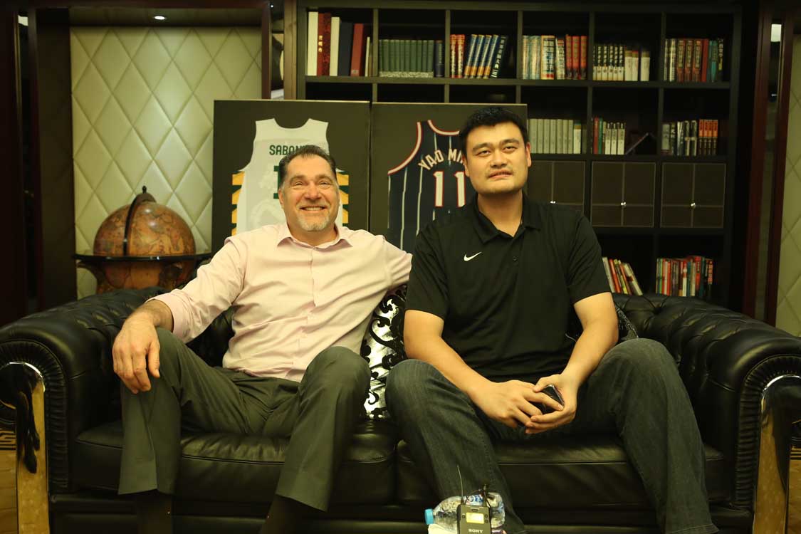 当年的姚明究竟是怎么打球的——国家队时期