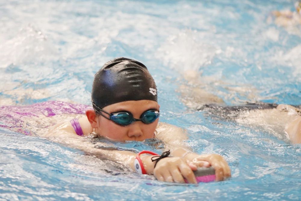 新泳衣怎么洗才正确,正确洗泳衣的方法