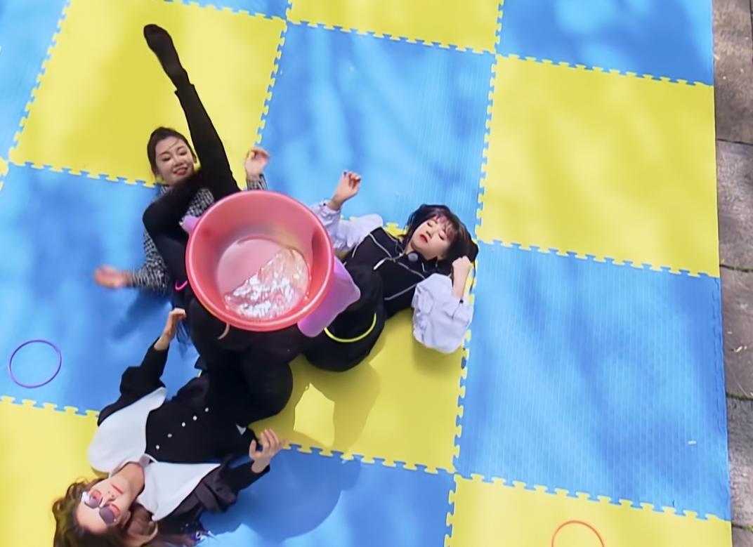 奔跑吧9第四期蔡徐坤赢了吗,奔跑吧第三期镜中怪谈有蔡徐坤吗