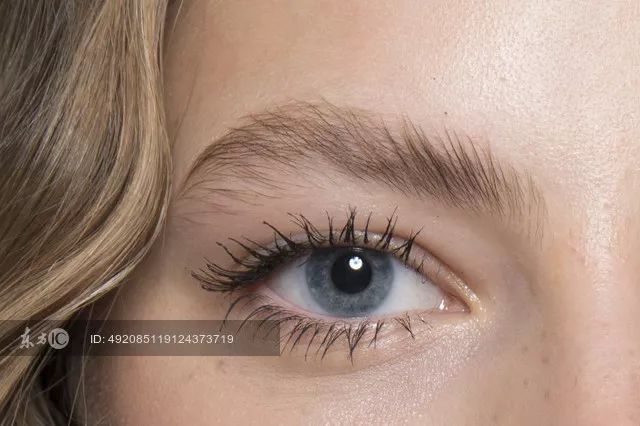 鞠婧祎李艺彤honey舞台,鞠婧祎港风复古妆容