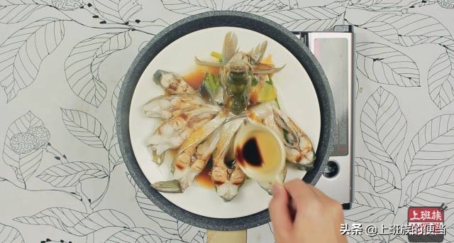 不炸不煎的鱼的做法,鱼不煎不炸