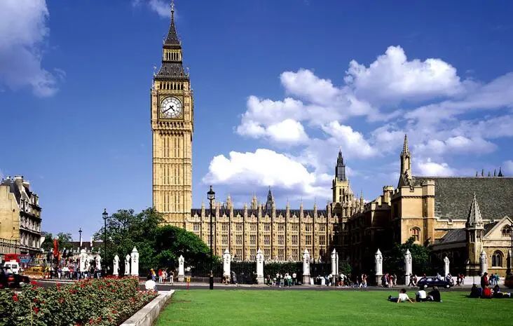 美研申请必须要考gre吗,gre考试320分申美研够吗