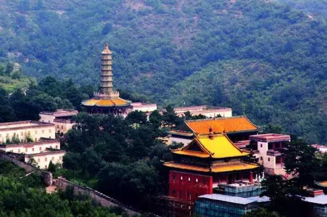 中国园林的诗情画意之美,虽由人作宛自天开的造园理念