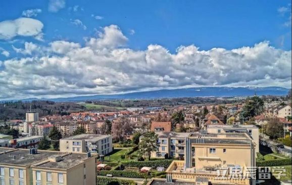 库尔学生如何无缝续读洛桑,并获得洛桑学士学位?