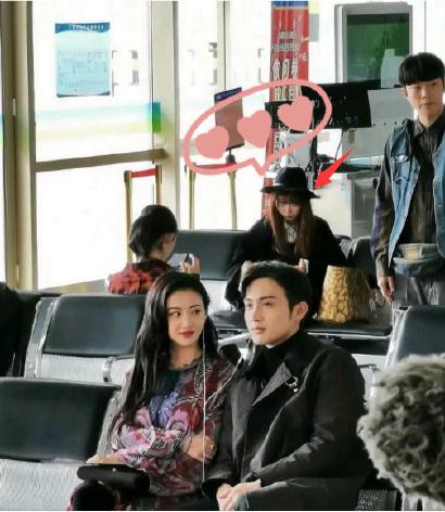 大佬力捧多年没火，“人间富贵花”如今居然凭借几套衣服出圈了？