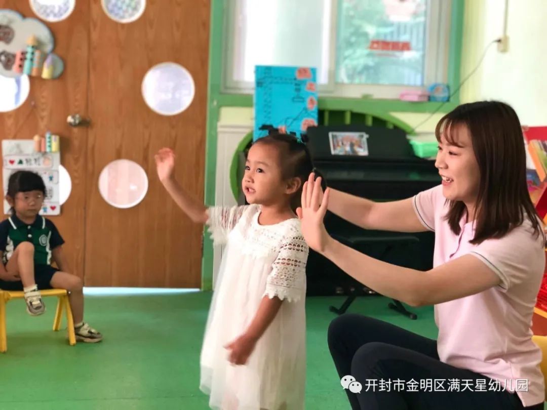 幼儿园开学第一周精彩掠影,幼儿园开学第一周快乐时光