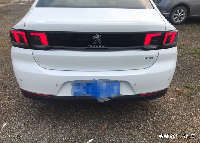 2012年的标致2.0的308油耗多少,开新款标致308的车主说说感受