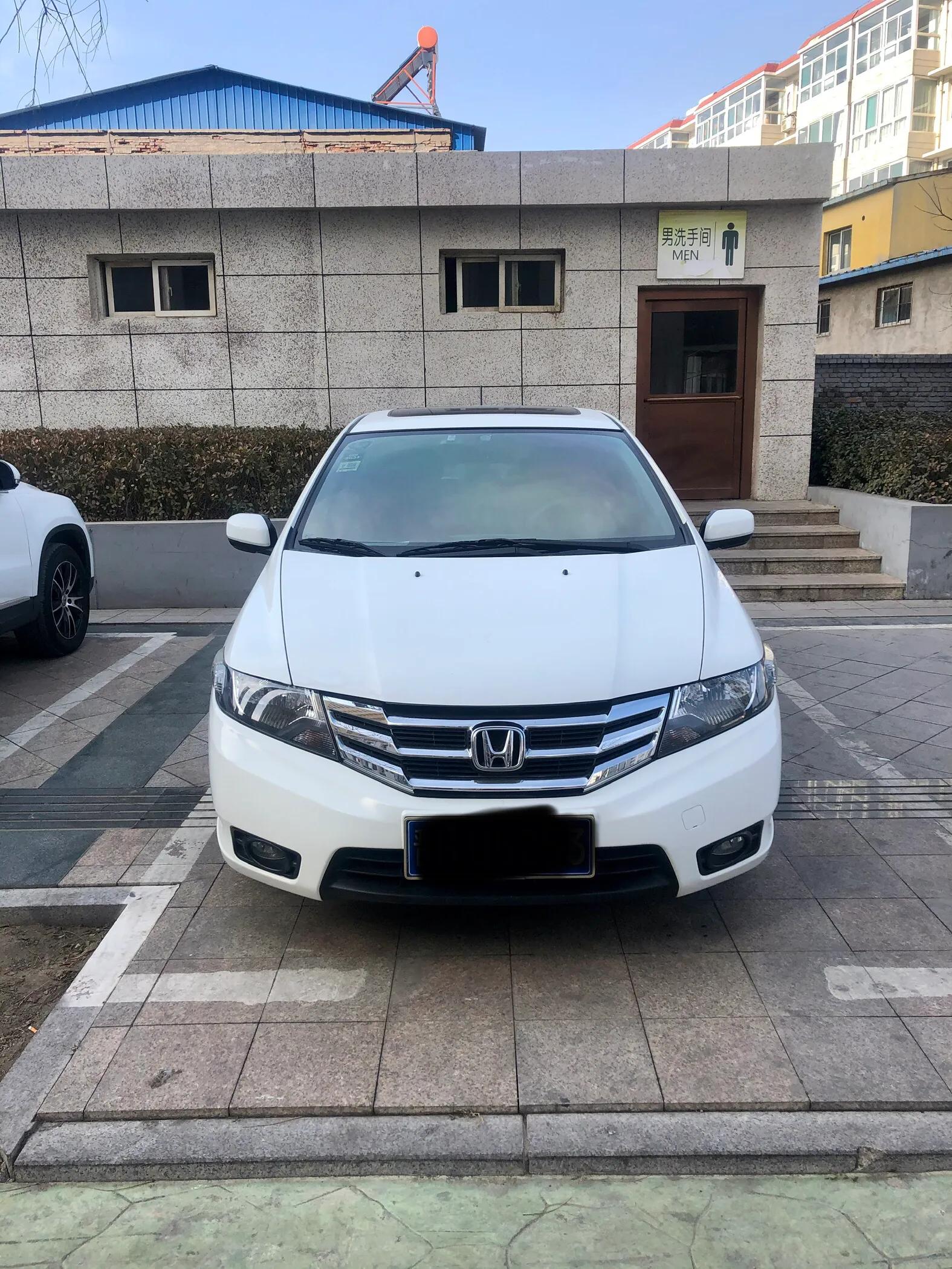 四万左右二手车选择大众还是本田,二手大众车好还是本田车好