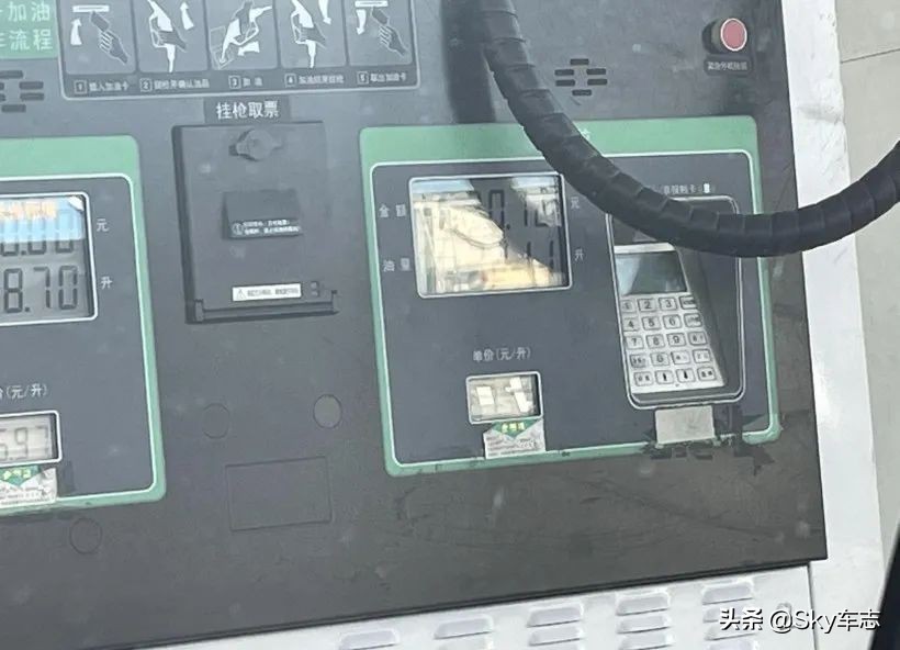 7天3000公里,宝马x57000公里发现烧机油