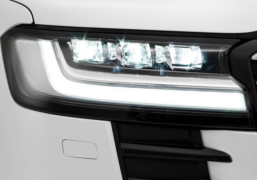 全新丰田兰德酷路泽高性能越野版,丰田兰德酷路泽黑金刚测试