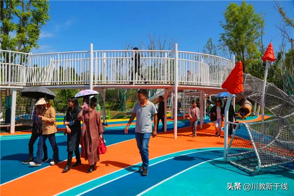 为了共同的期待——凯越集团创始人真情关怀富乐中学毕业班教师