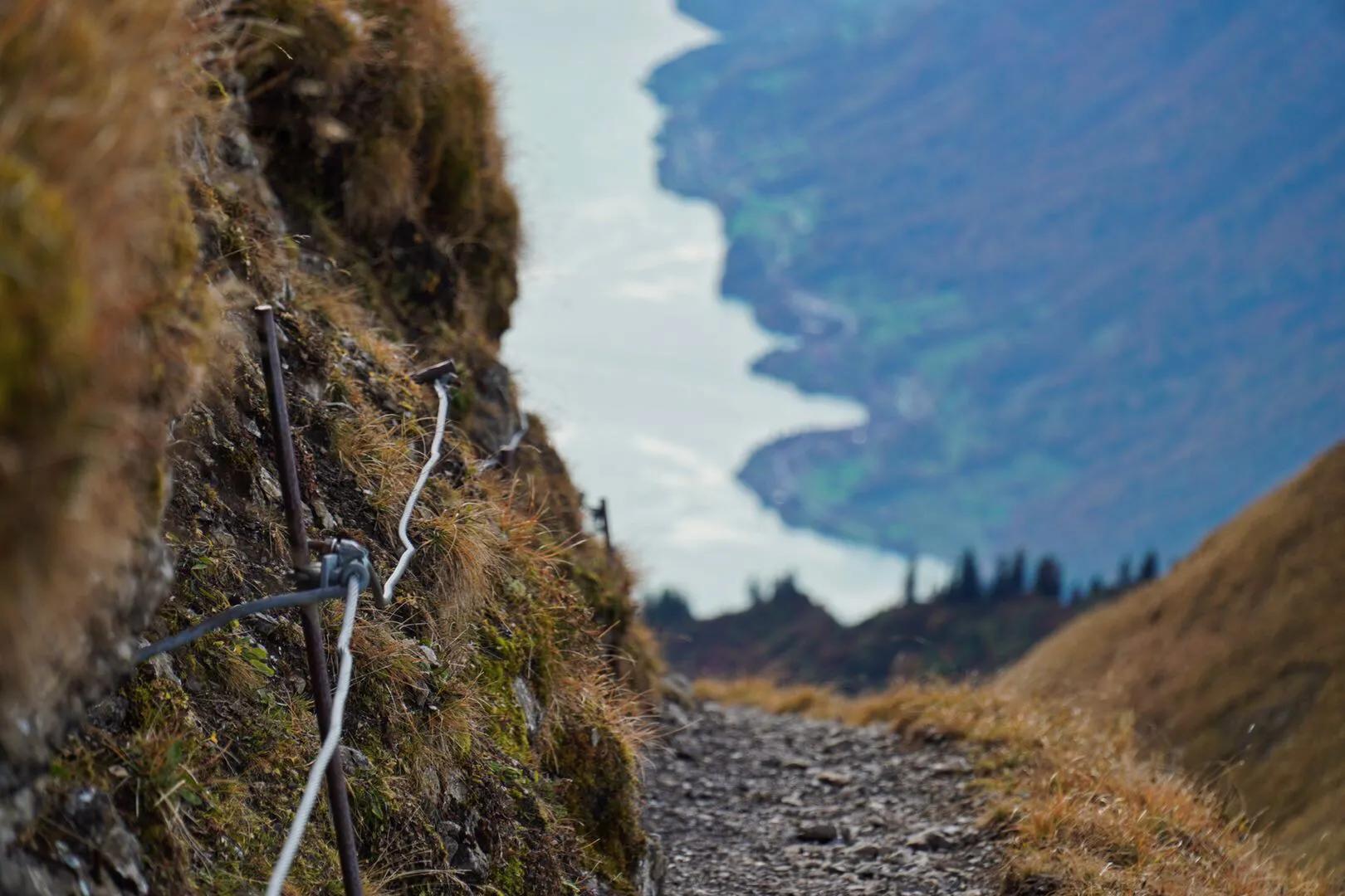 瑞士少女峰旅游详细攻略,四姑娘山徒步路线免费推荐