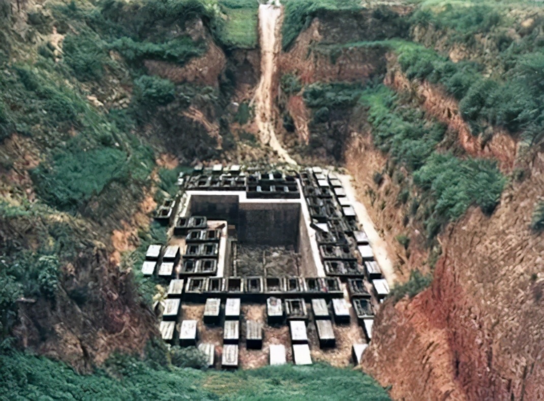 奇闻异事女子怀孕4年,奇闻怪事女子怀孕4年