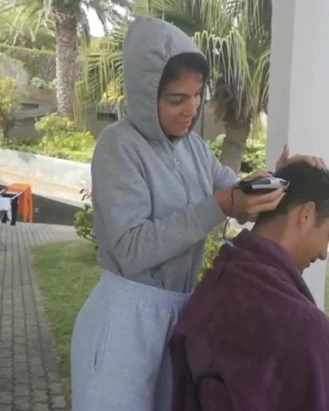 c罗乔治娜让c罗回家,c罗是怎样与乔治娜相爱