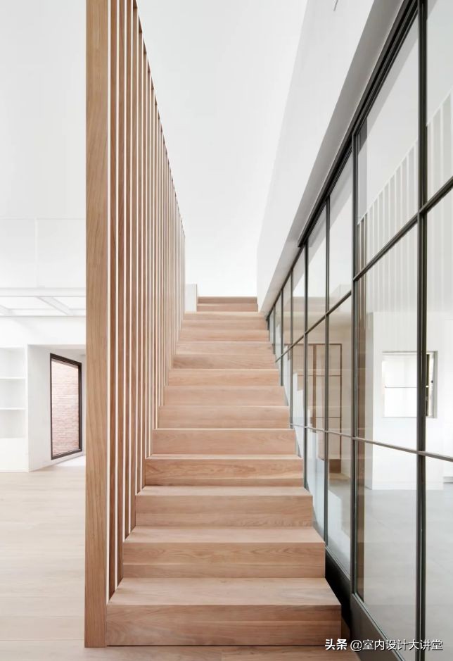 层高3.6米的双跑楼梯设计尺寸,楼梯设计到什么位置好