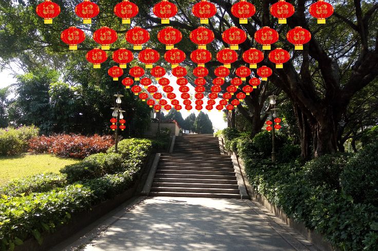 莲花山爬金山位置 (莲花山风景区爬金山)