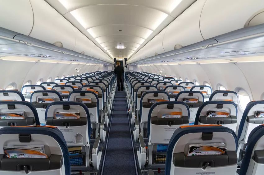 飞机上最脏的地方不是客舱厕所,飞机上最脏的场所是什么