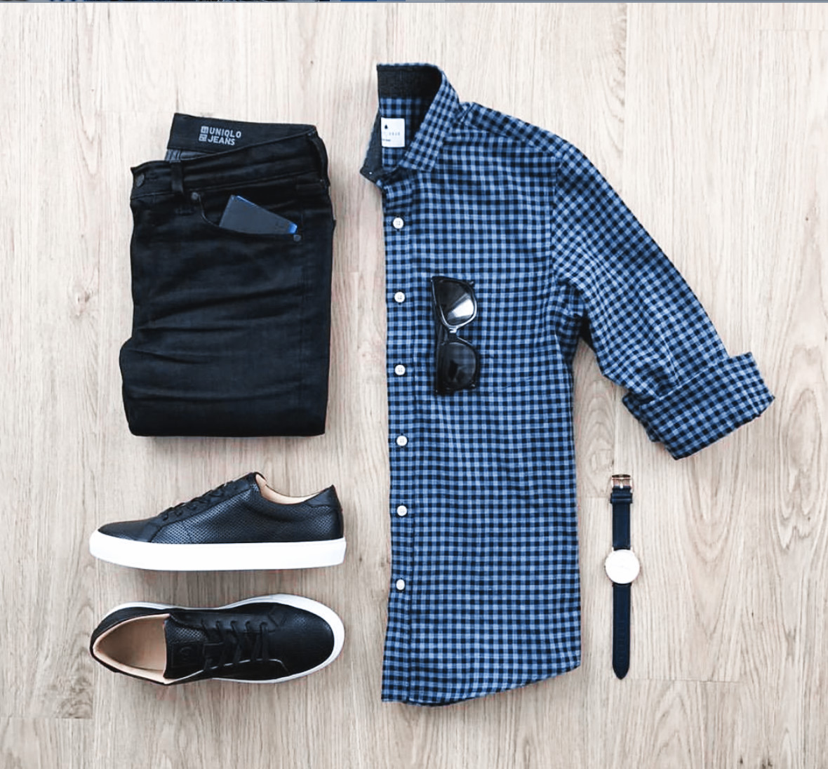 男士衣橱必备5款衬衣,衬衣是每个男人衣柜必备品