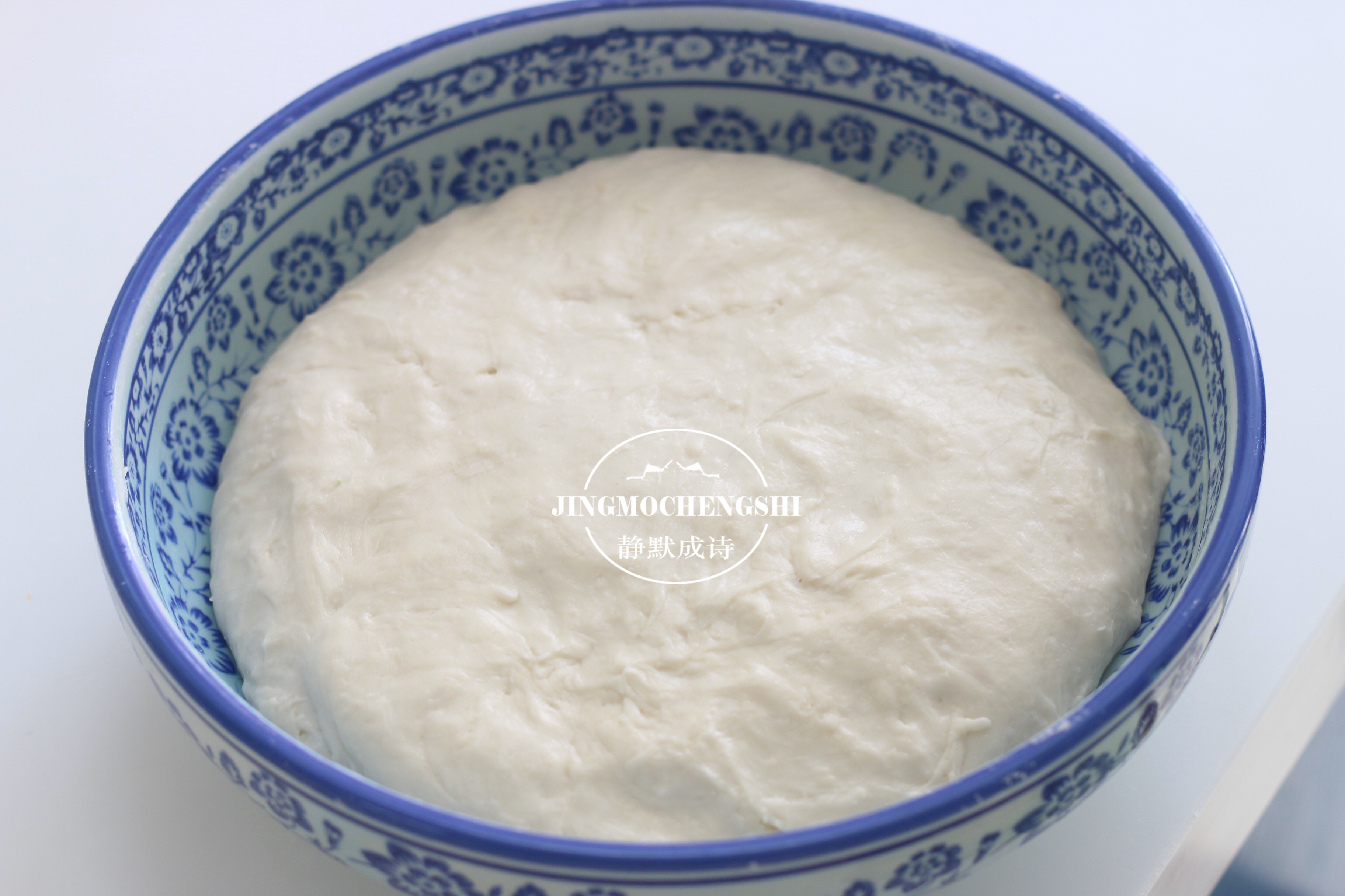 家常烙饼怎样酥香松软和面是关键,烙饼怎么和面才能外酥里嫩