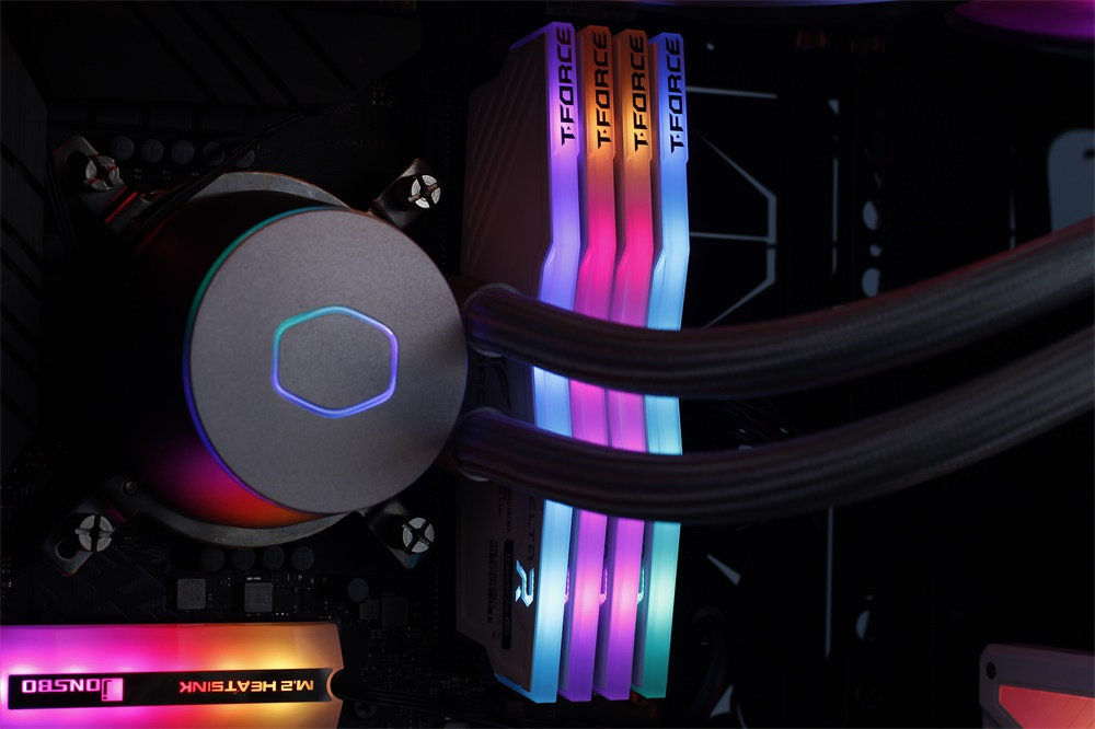 索泰rtx2080ti-xgamingoc拆解,索泰2080ti装机