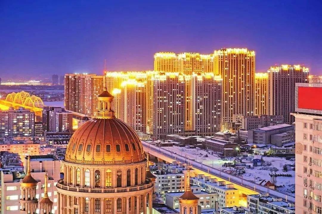 哈尔滨广厦学院蜜雪冰城,北国风光哈尔滨