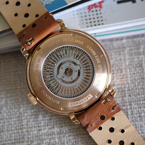 男士手表配饰品牌有哪些,男人戴什么装饰品有品味