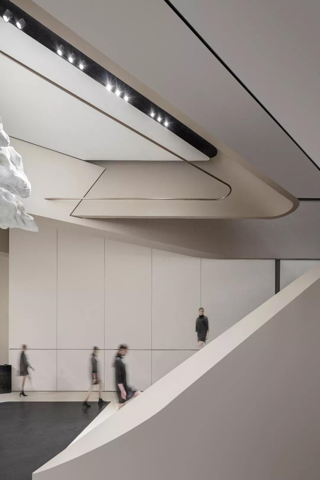 保利房产为什么都挺豪华的,保利楼盘地段为什么这么好