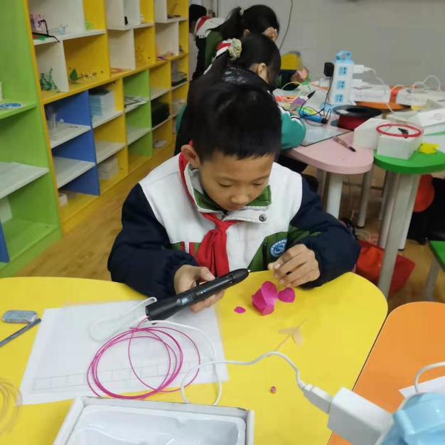 庆元旦师生硬笔书法展,小学庆元旦暨社团成果展活动