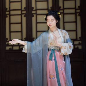 齐腰襦裙怎样不掉,齐腰襦裙怎么穿没有吊带