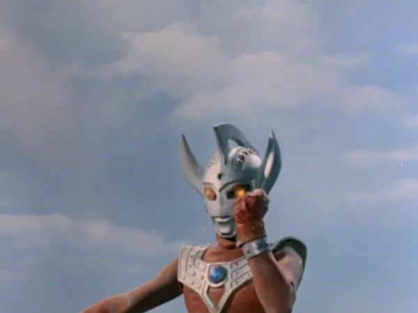 泰罗奥特曼技能大全,泰罗奥特曼街机大招怎么放