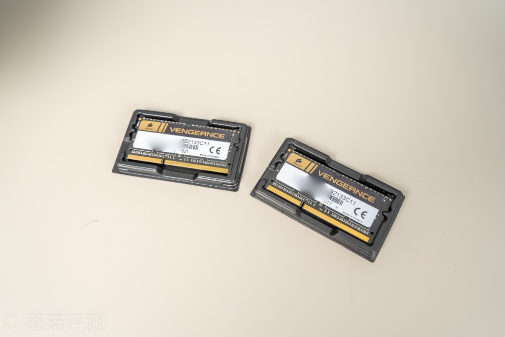 770ZM更换海盗船2133mHzDDR3L内存：玩LOL更加流畅了