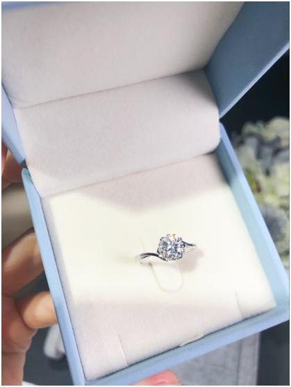 莫桑钻测评：艾桑妮D色莫桑钻美到闪瞎眼