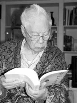 柏杨对明朝的态度,柏杨一生的经历