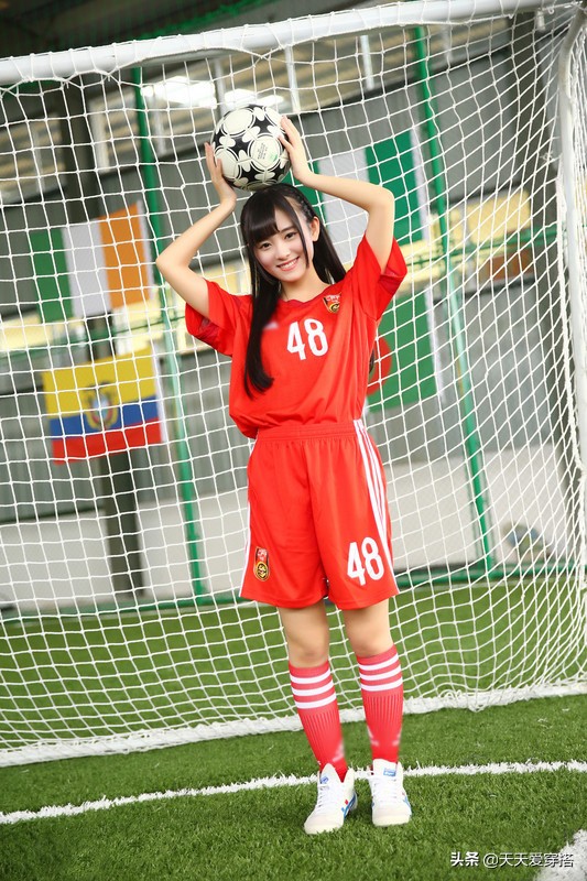 关晓彤和鞠婧祎谁跳舞更漂亮,关晓彤鞠婧祎杨幂