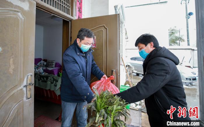 众志成城抗击疫情代购小分队,安徽疫情防控队支援六安